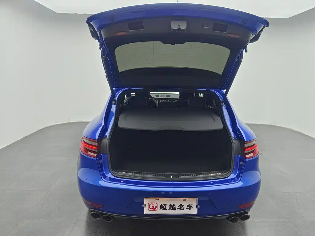 Porsche Macan 2018 — фото 16