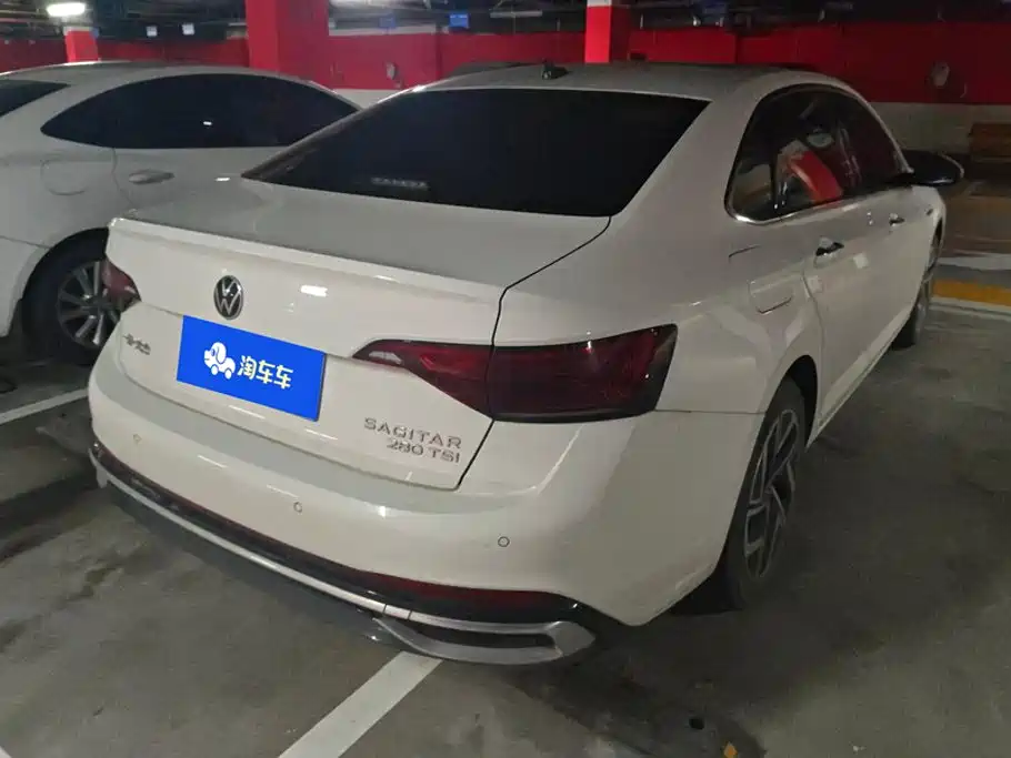 Volkswagen Sagitar 2022