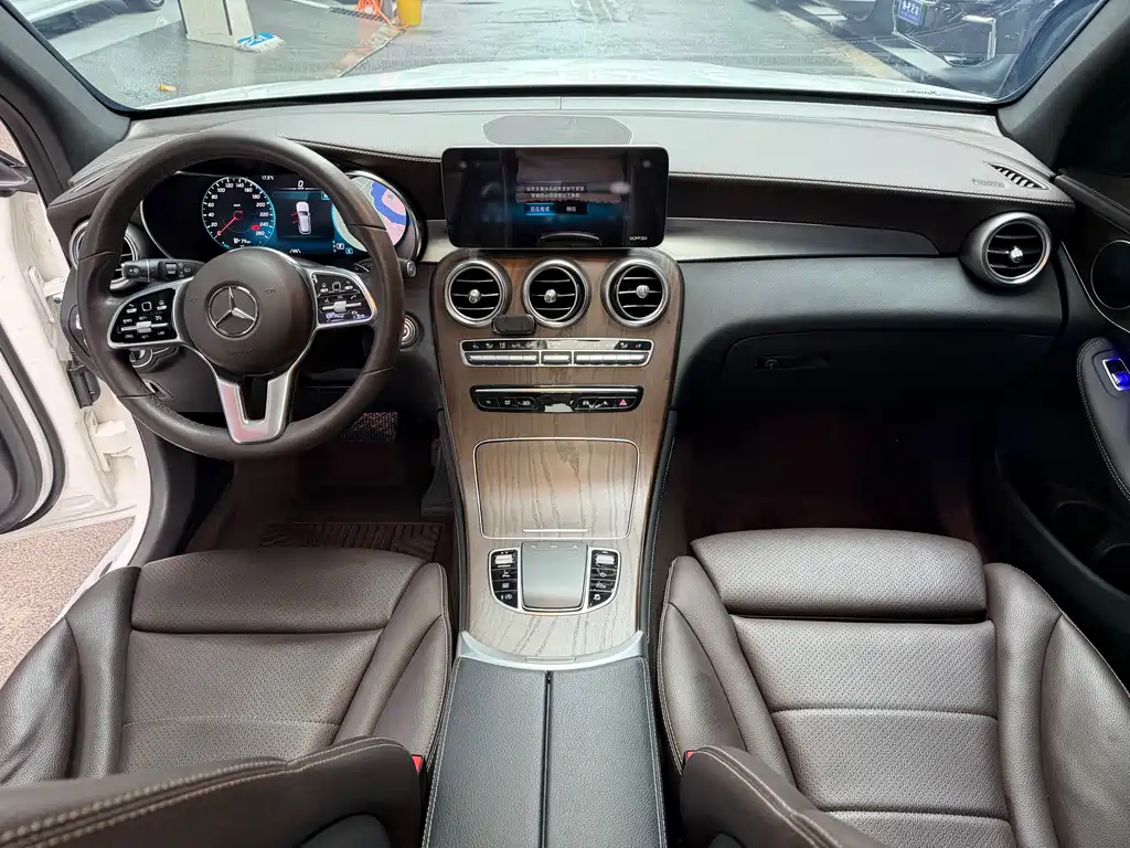 Mercedes-Benz GLC 2020 — фото 13