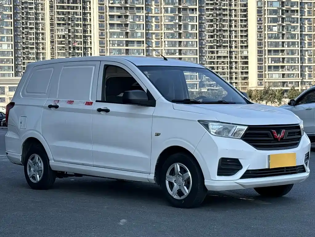 Wuling Hongguang 2019 — фото 5