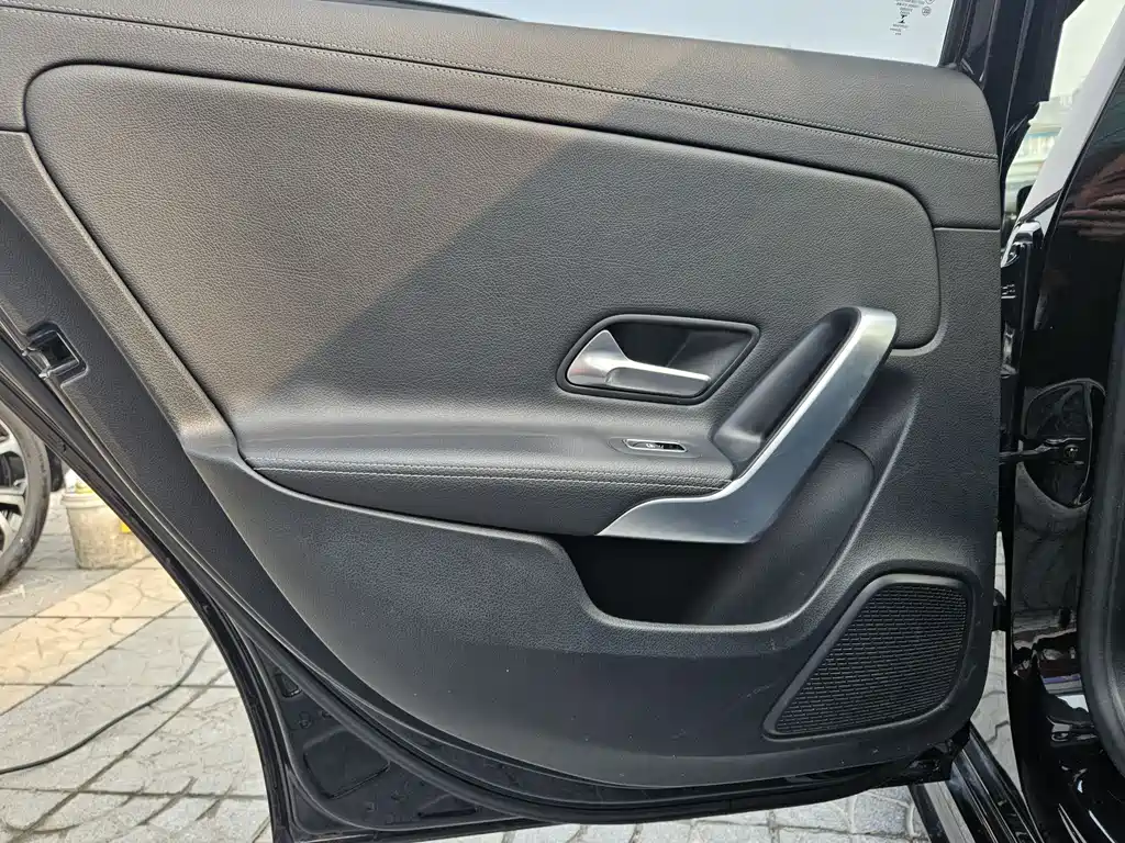 Mercedes-Benz A-Class 2021 — фото 17