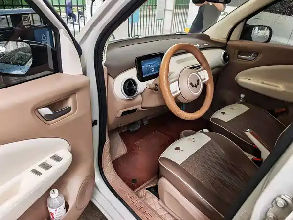 Wuling Hongguang MINIEV 2025