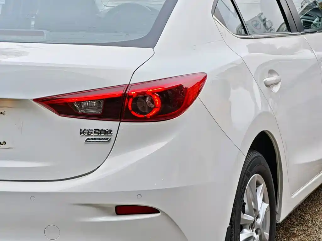 Mazda 3 Angkesela 2017 — фото 16