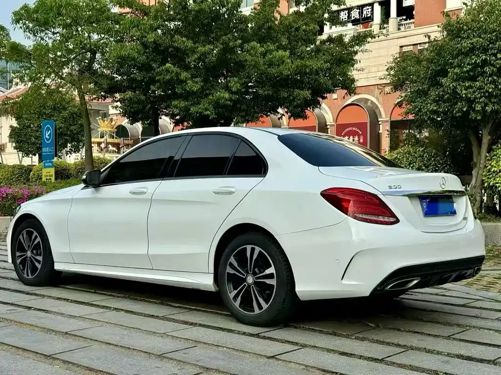 Mercedes-Benz C-Class 2016
