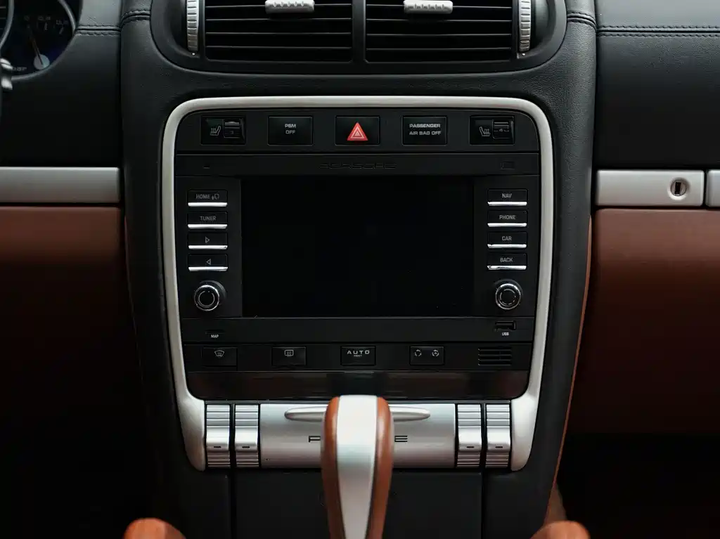 Porsche Cayenne 2007 — фото 11