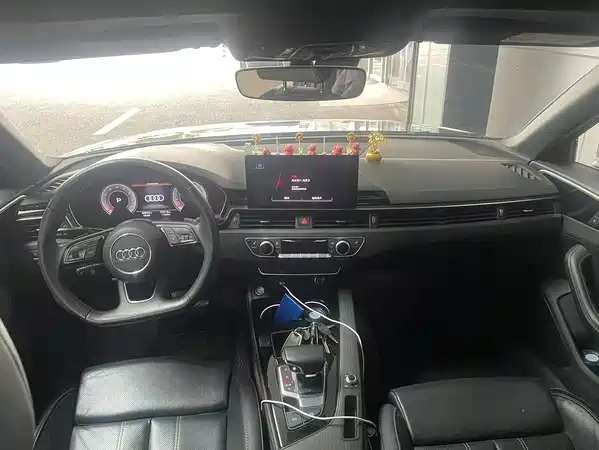 Audi A4L 2023