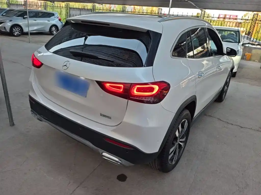 Mercedes-Benz GLA 2022 — фото 7