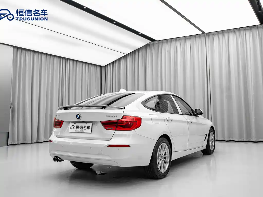 BMW 3 Series GT 2017 — фото 4