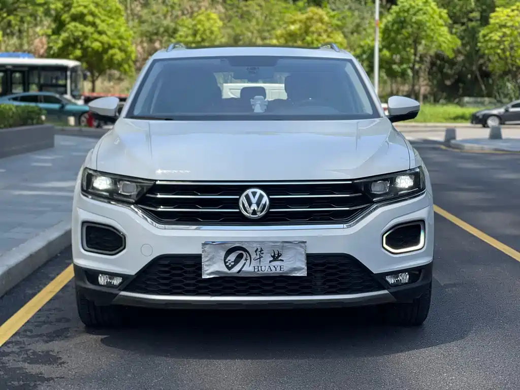 Volkswagen T-Roc 2021 — фото 2