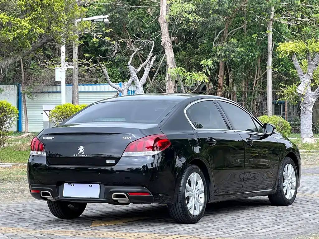 Peugeot 508 2015 — фото 4