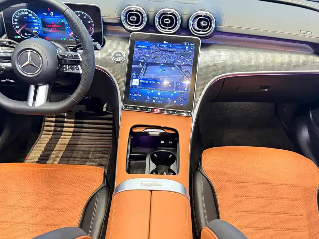 Mercedes-Benz C-Class 2023 — фото 14