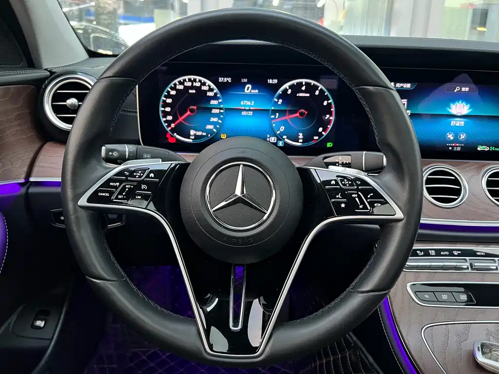 Mercedes-Benz E-Class 2022 — фото 17