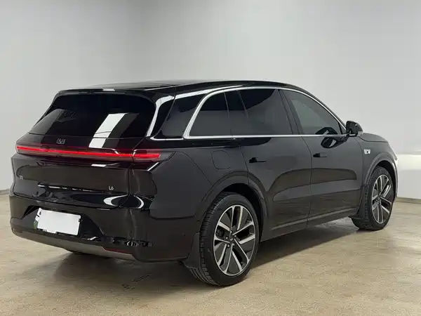 Li Auto L6 2024