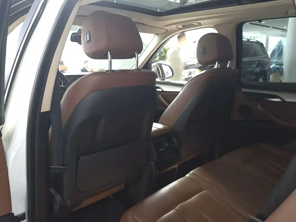 BMW X5 2016 — фото 13