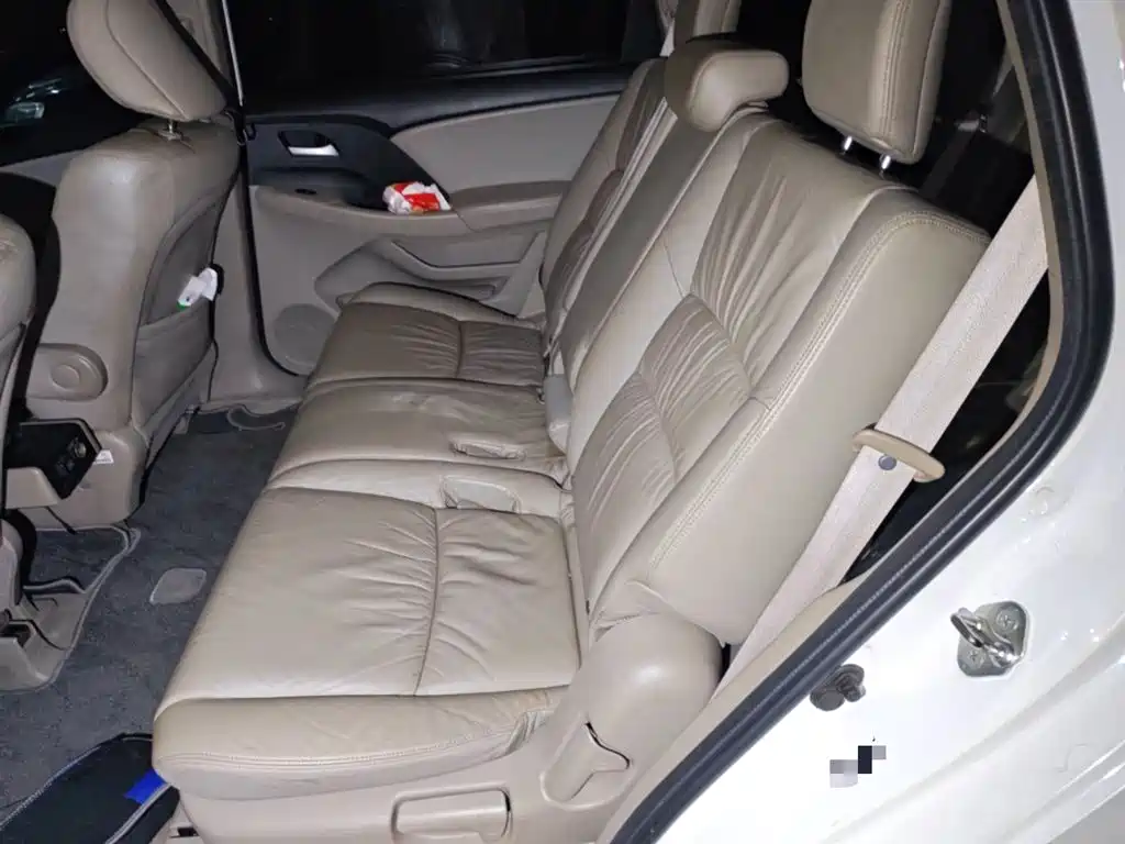 Honda Odyssey 2015 — фото 15