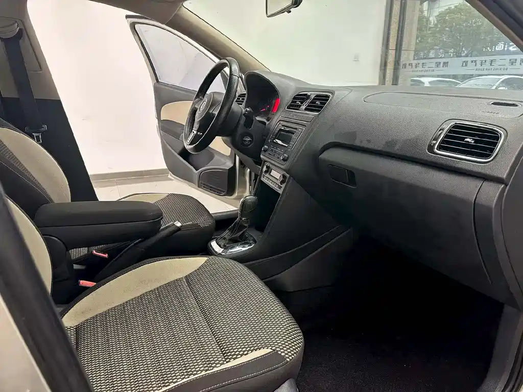 Volkswagen Polo 2012