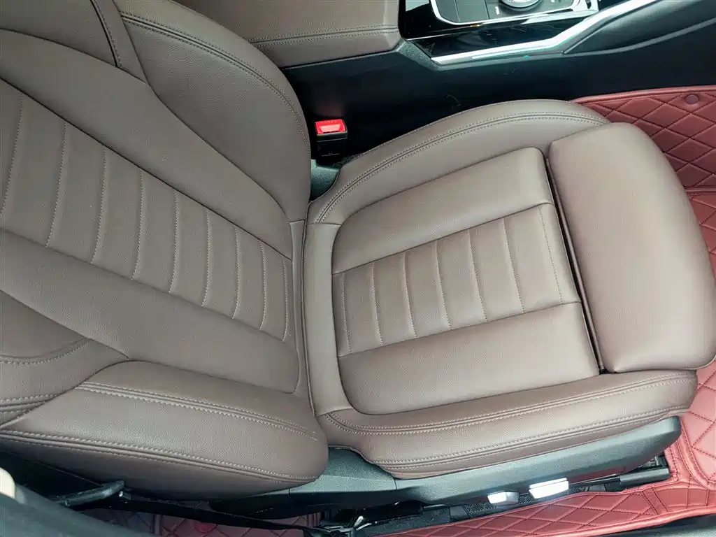 BMW 3 Series 2021 — фото 13