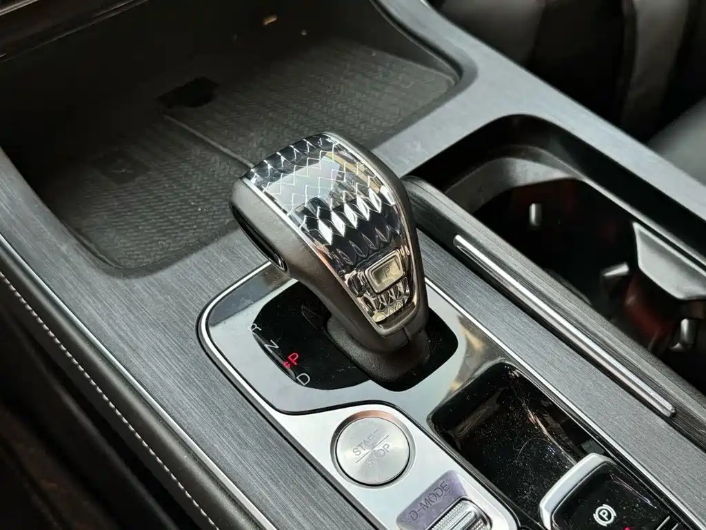 GAC Motor Trumpchi GS8 2024 — фото 14