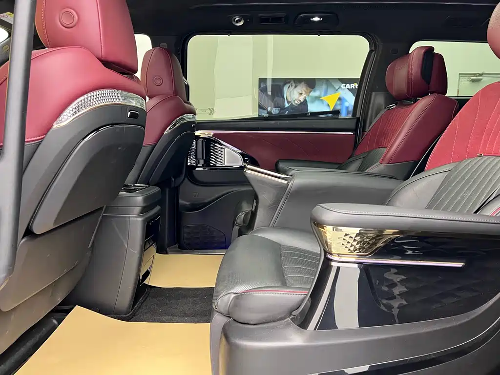 GAC Motor Trumpchi M8 2023 — фото 9