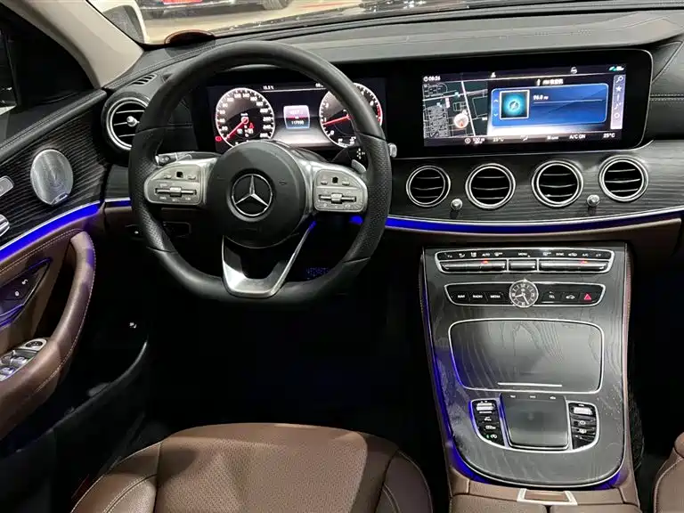 Mercedes-Benz E-Class 2019 — фото 8