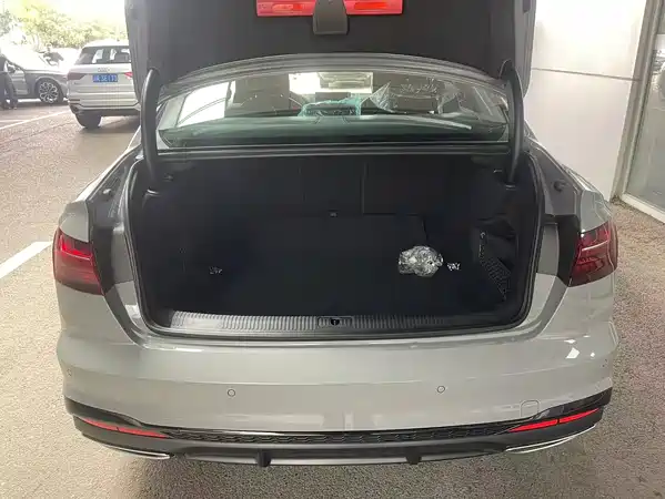 Audi A4L 2025