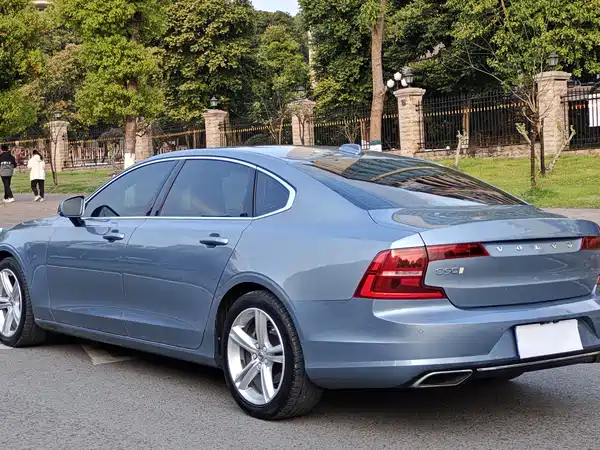 Volvo S90 2018