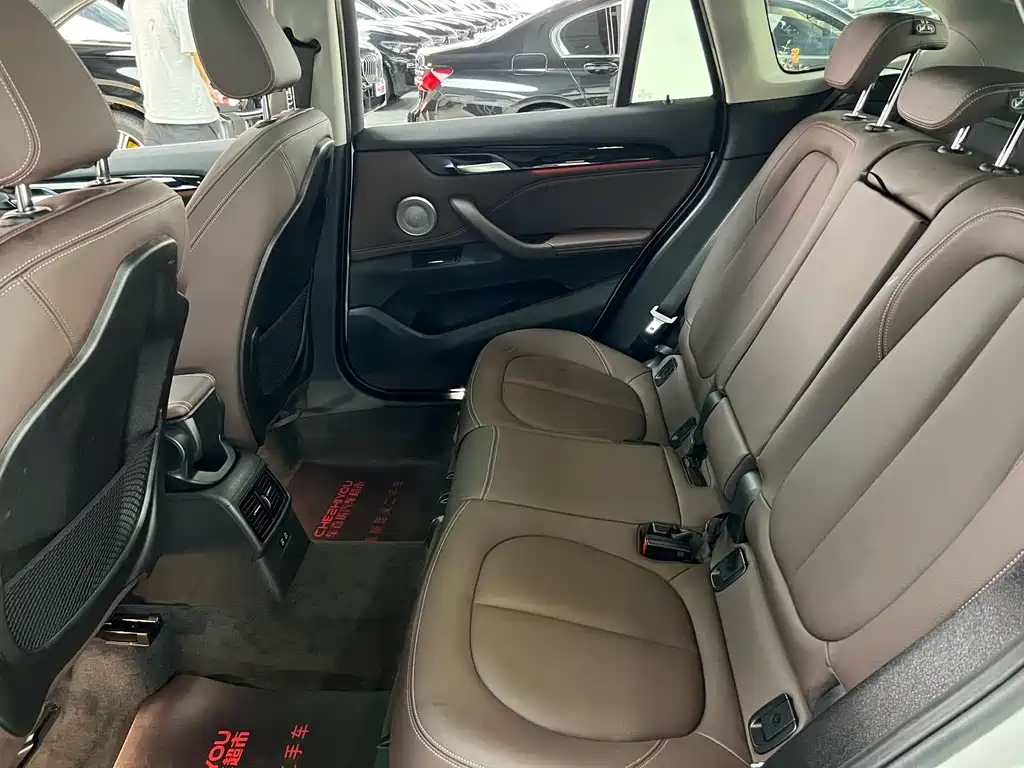 BMW X1 2021 — фото 10