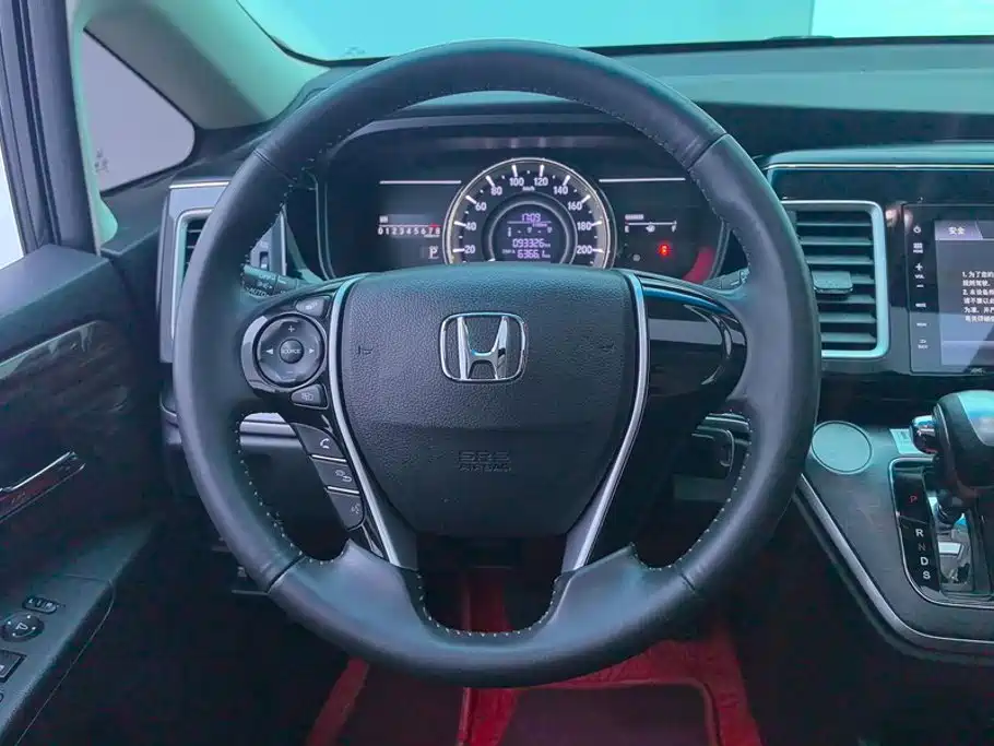 Honda Elysion 2019 — фото 15