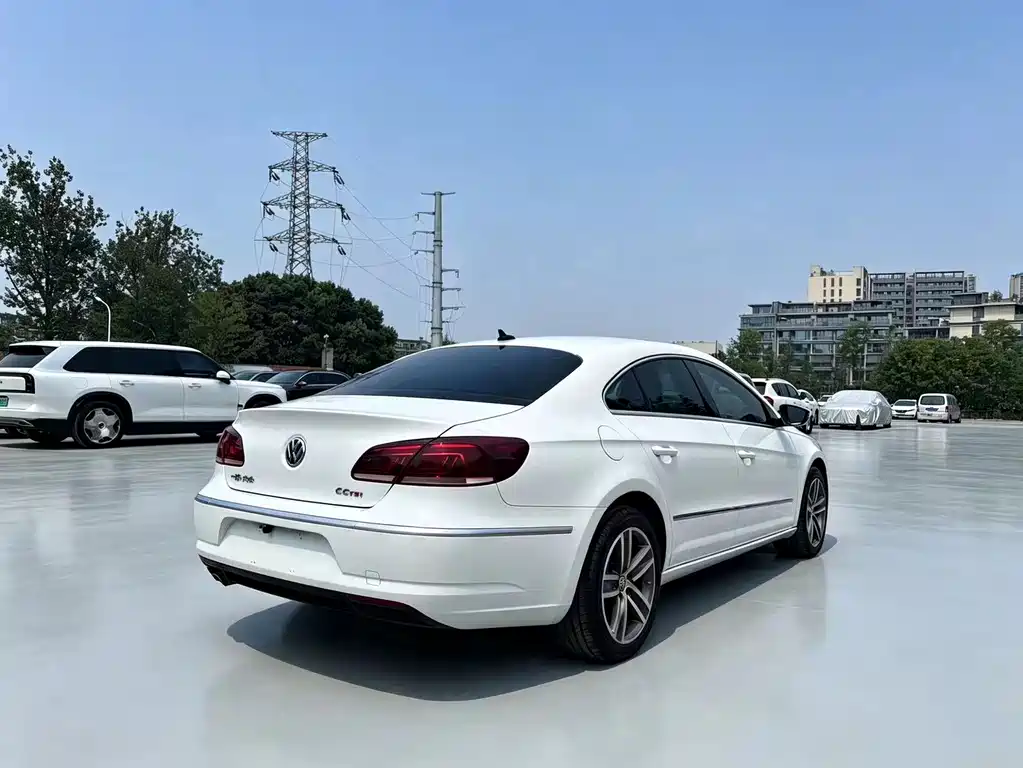 Volkswagen CC 2015 — фото 4