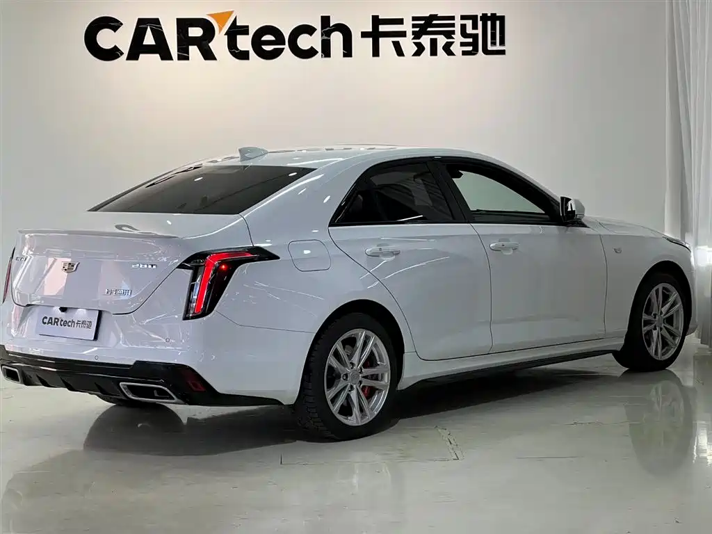 Cadillac CT4 2021 — фото 4
