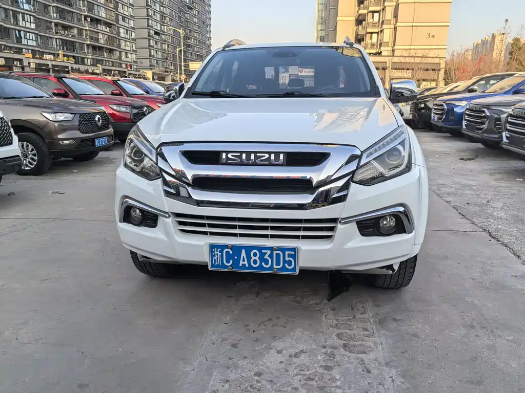 Isuzu D-MAX 2020 — фото 2