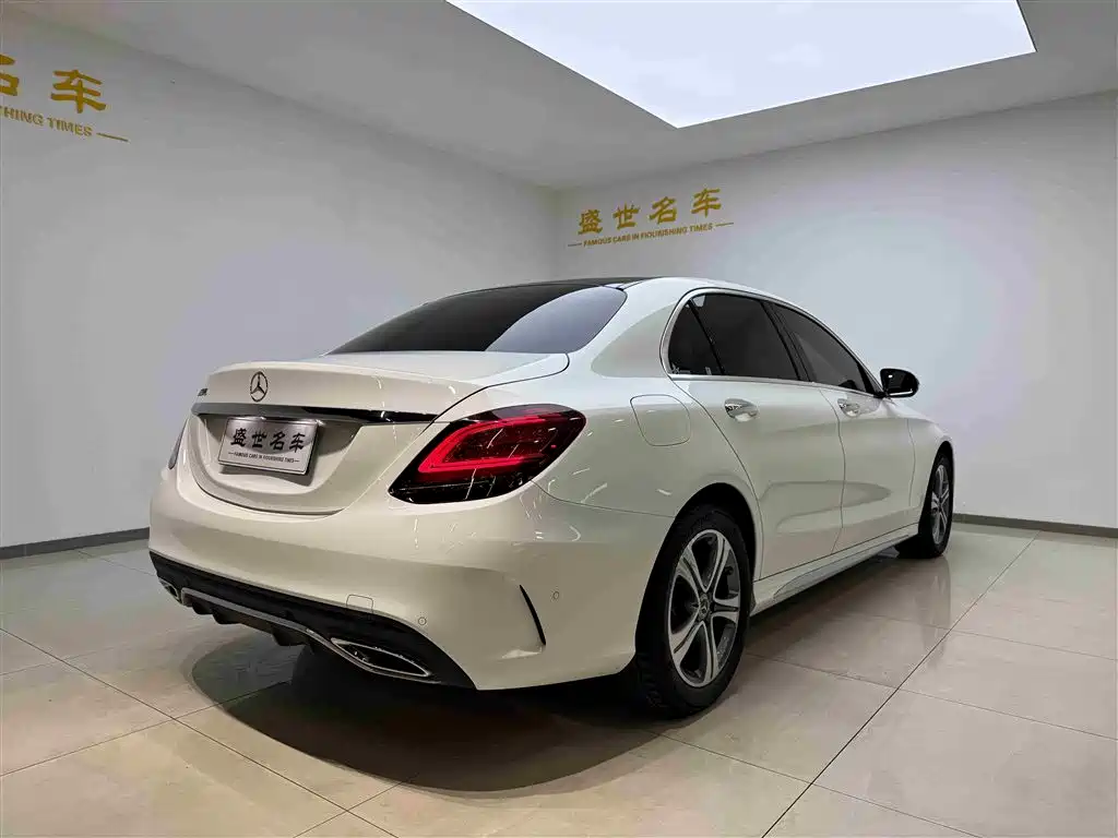 Mercedes-Benz C-Class 2021 — фото 21