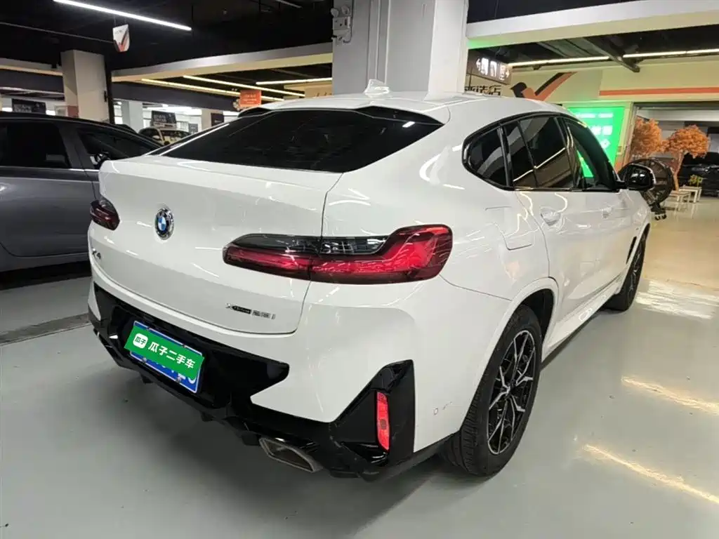 BMW X4 2022 — фото 7