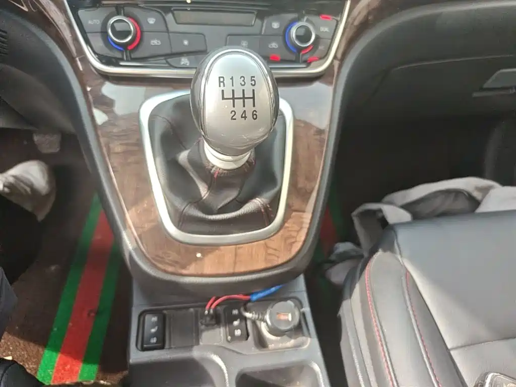Haval H6 2015 — фото 14