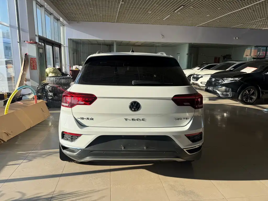 Volkswagen T-Roc 2022 — фото 9