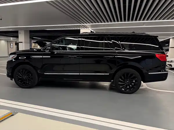 Lincoln Navigator 2020