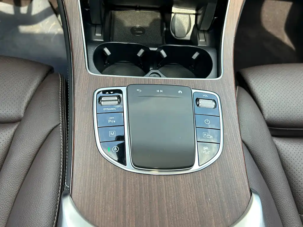 Mercedes-Benz GLC 2021 — фото 13