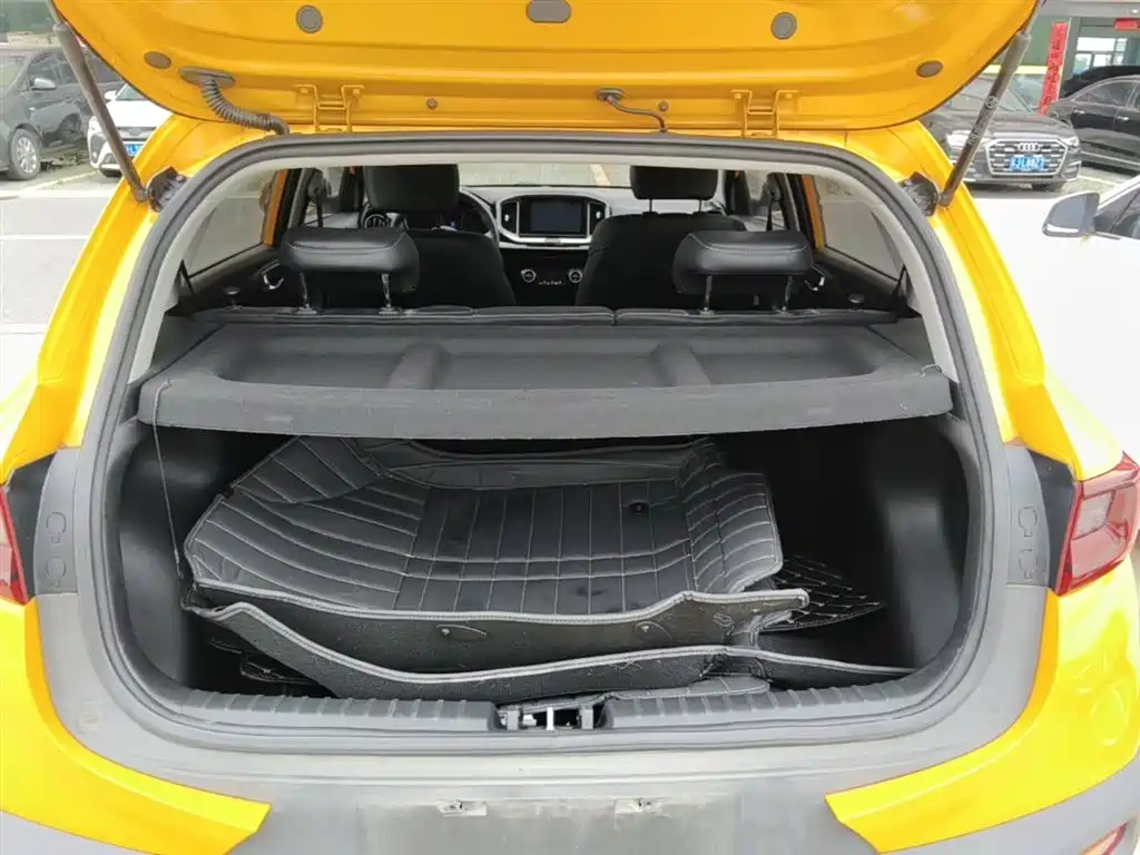 Kia KX1 2019 — фото 19