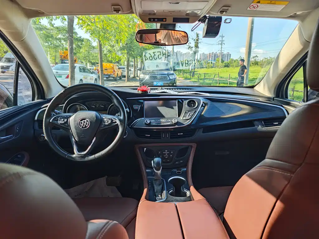 Buick Envision Plus 2018