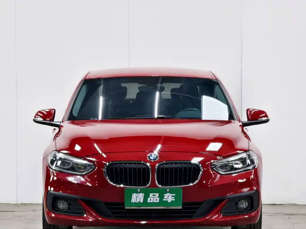 BMW 1 Series 2019 — фото 2