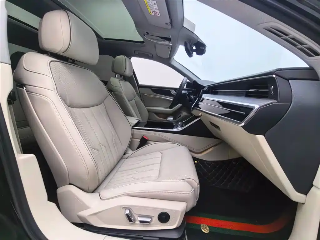 Audi A6L 2023 — фото 11