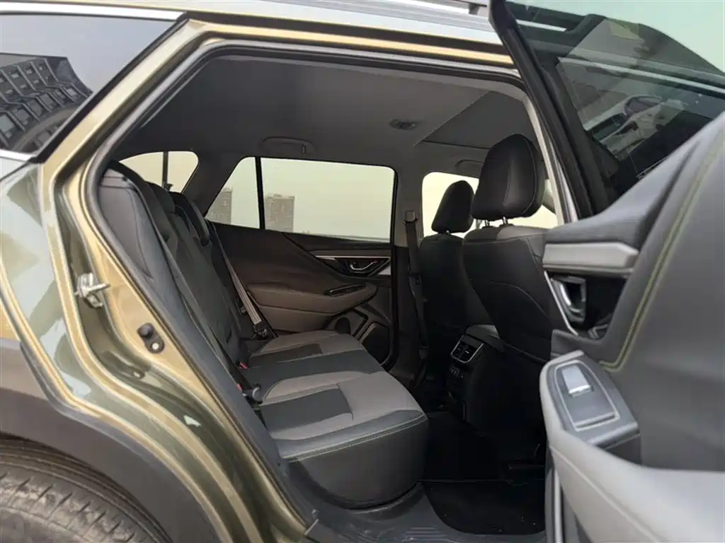 Subaru Outback 2022 — фото 18