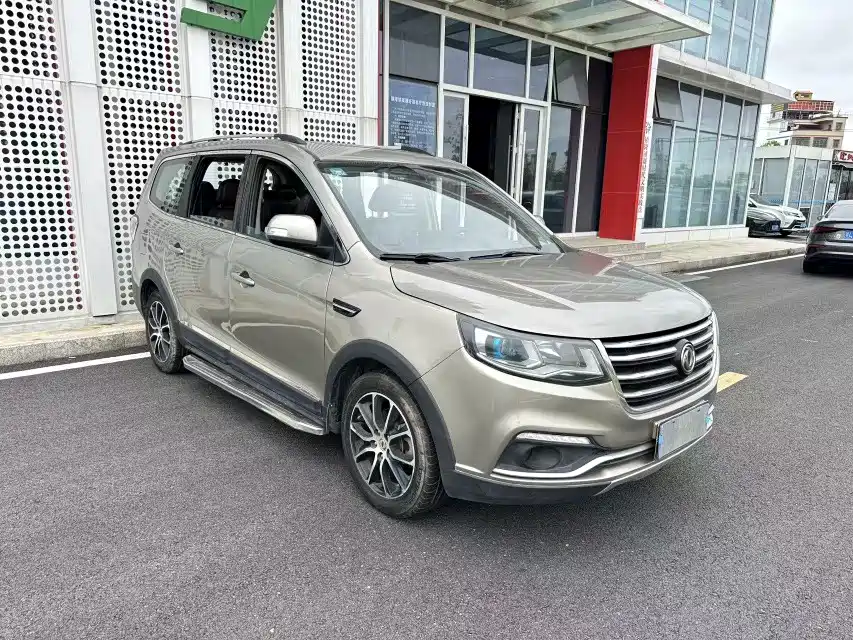 Dongfeng Fengxing SX6 2017 — фото 21