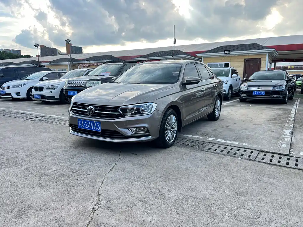 Volkswagen Bora 2016