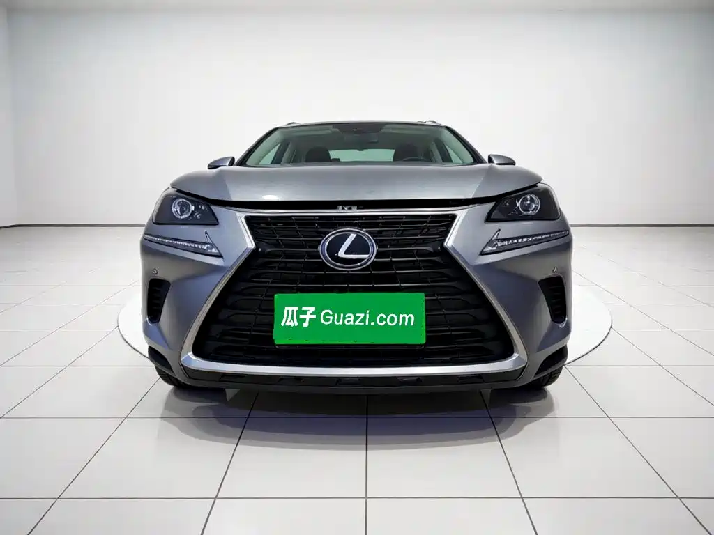 Lexus NX 2021