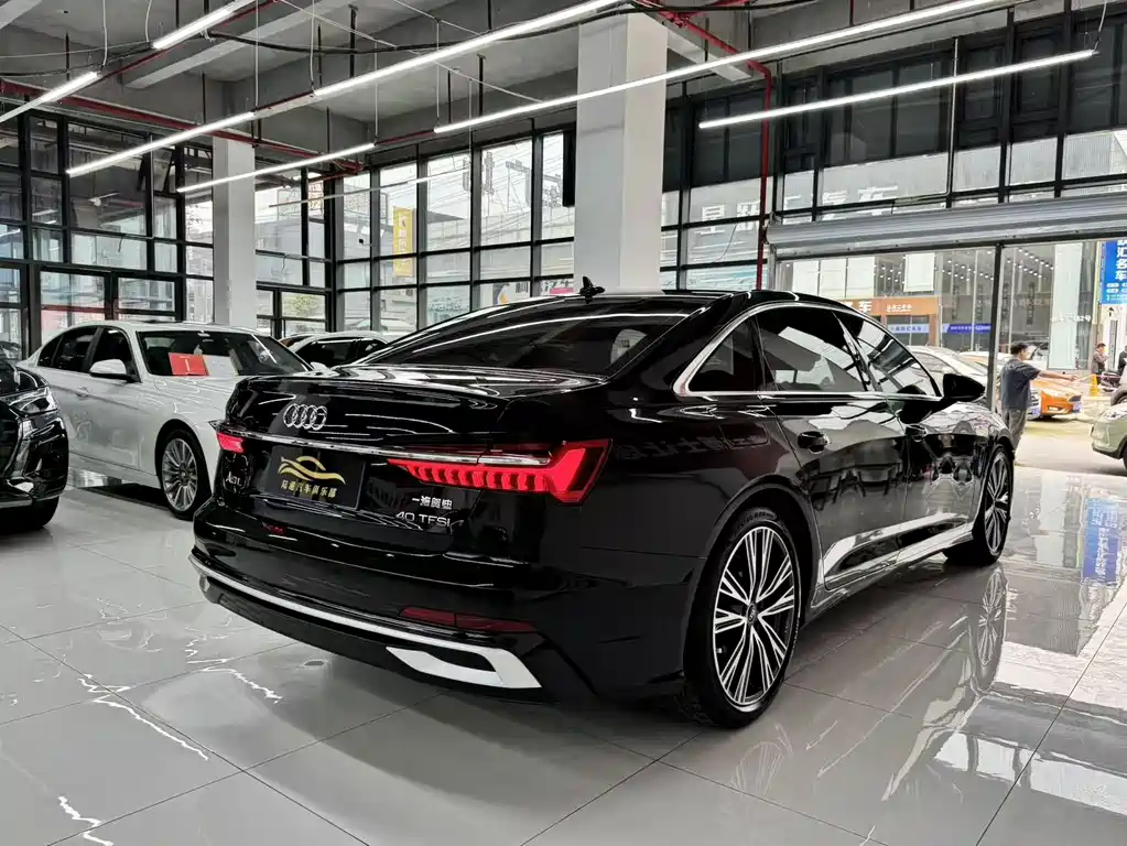 Audi A6L 2022 — фото 15