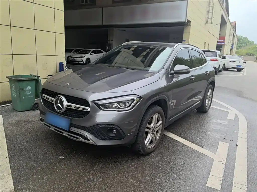 Mercedes-Benz GLA 2023 — фото 2