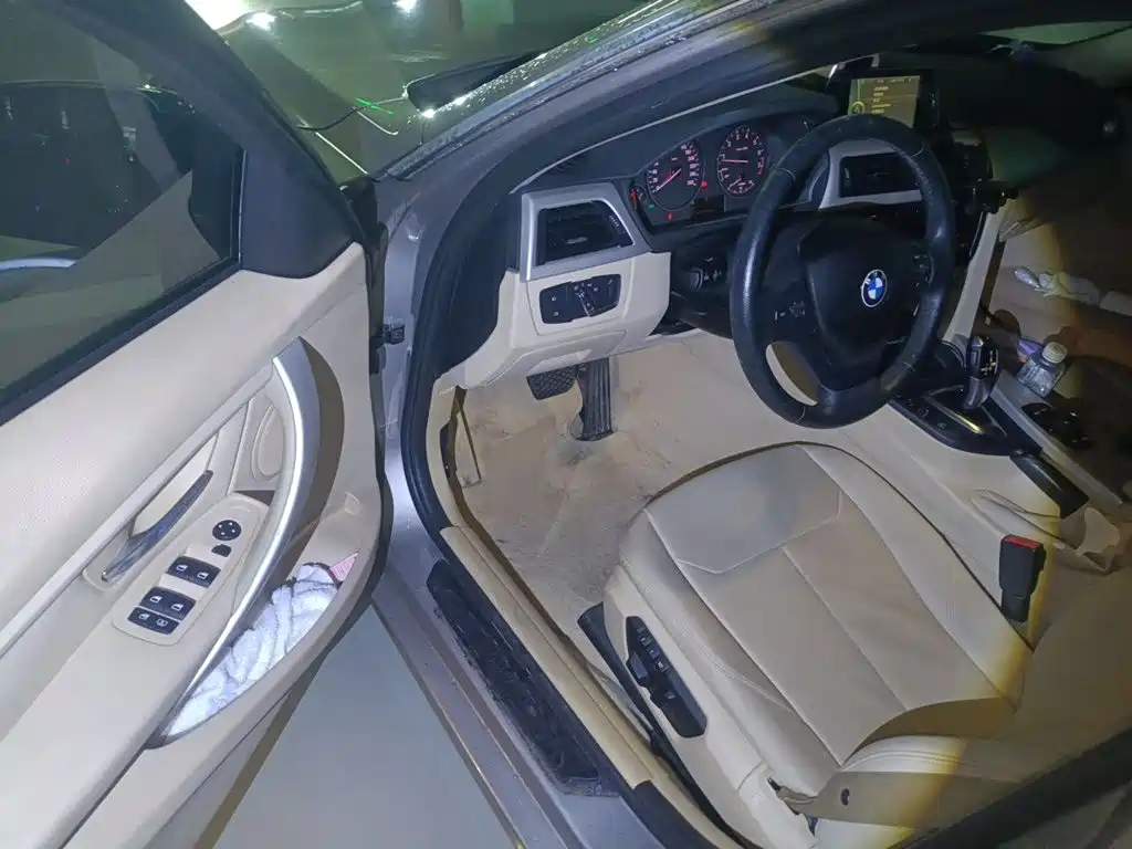 BMW 3 Series 2014 — фото 12