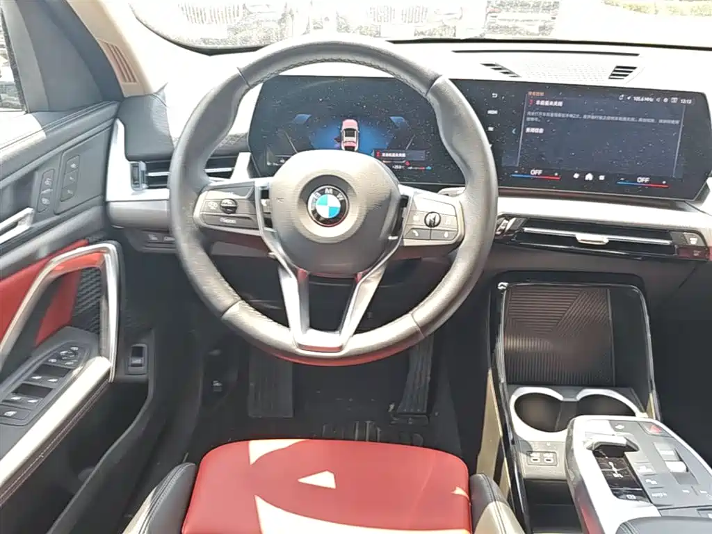 BMW X2 2025 — фото 17