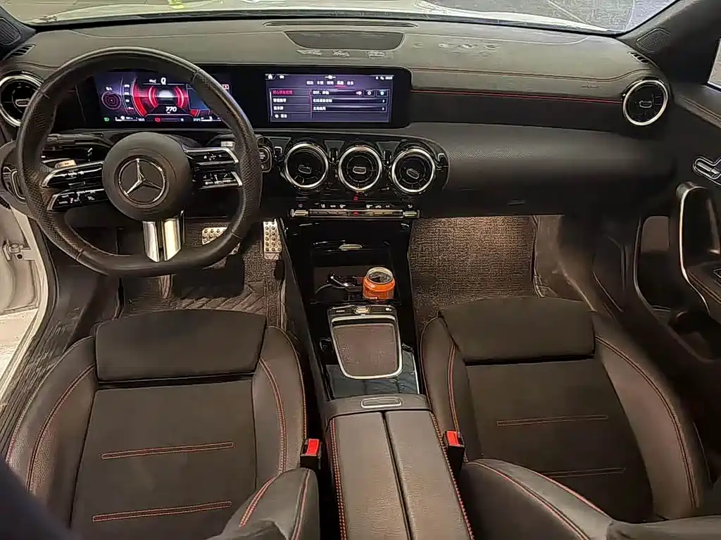 Mercedes-Benz CLA 2023 — фото 5